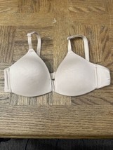 Hanes Womens Bra Size 32A Bag 155 - $19.68