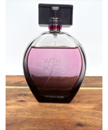 Victoria&#39;s Secret With A Kiss EDT Perfume 3.4oz Berries &amp; Magnolia New - $931.33 MXN