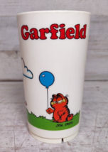 Vintage Small Plastic Garfield Plastic Cup Balloon United Feature Syndicate 1978 - $4.74