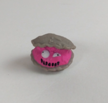 Moose Grossery Gang Series 3 Putrid Power Gross Greasies Pink Off Oyster... - $13.52 CAD