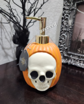 October Sky Halloween 3D Skull Pumpkin Lotion Bathroom Soap Dispenser New - $558.63 MXN
