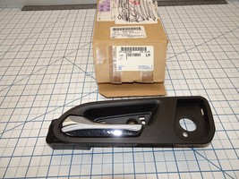 GM 25815895 Interior Door Handle Assy LH Rear General Motors OEM NOS - $34.81