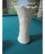 Lenox Vase Woodland Collection Discontinued 8 1/2&quot; ^^ - $91.75 CAD