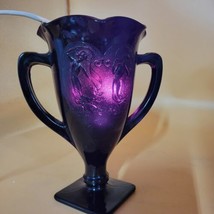 Vintage 1930&#39;S LE SMITH Embossed Black Amethyst Glass Loving Trophy Cup Vase - £19.78 GBP