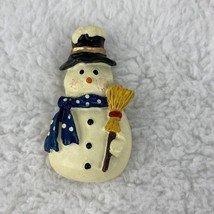 Vintage Holiday Snowman 2.5&quot; Pin Broom Christmas Blue Polka Dot Scarf Hat - £4.64 GBP