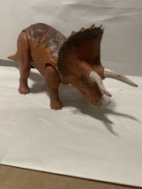 Jurassic World Park Triceratops Action Figure Dinosaur Works But Needs Batteries - £6.14 GBP