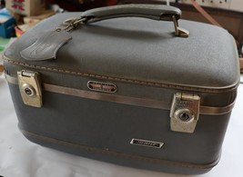 Vintage American Tourister makeup case Tri-Taper with key - £39.83 GBP