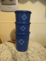 Vintage Set of Tupperware Canisters Royal Blue Blueberry 1297 &amp; 811 With... - £18.85 GBP