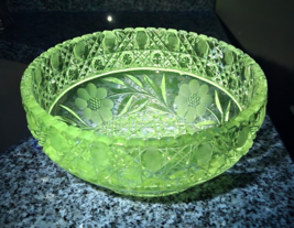 McKee EAPG Brilliant Cut Crystal Innovation Bowl #410 Bud Antique 1916-20 Glows - £22.09 GBP