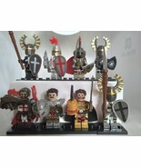  Knight Custom Designed Minifigure  set of 8 figures  - €21,50 EUR