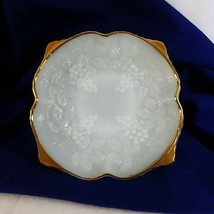 Anchor Hocking Milk Glass Pedestal Bowl Grape Cluster Gold Trim Vintage 10&quot; - $39.56