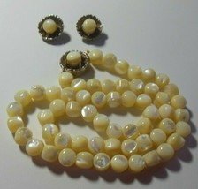 Vintage Mother of Pearl Necklace &amp; Earring Set - £148.71 GBP