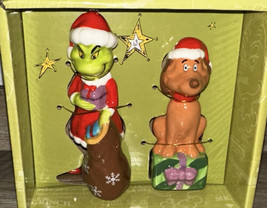 Dr. Seuss The Grinch Who Stole Christmas &amp; Max Ceramic Salt &amp; Pepper Sha... - £21.20 GBP