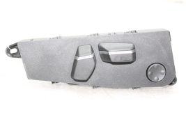09-13 BMW X3 Front Left Driver Side Seat Adjustment Control Switch F725 image 2