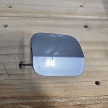 OEM 2014-2016 Toyota Highlander front bumper tow hook cover RH 52127-0E150 - €15,37 EUR