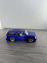 2002 Cadillac Escalade Dub City by Jada 1/24 Scale Diecast Blue SUV Mode... - $335.71 MXN