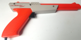 Original 1985 Orange Nintendo NES Zapper Duck Hunt Gun NES-005 OEM Light Gun - £8.51 GBP