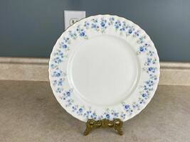 Royal Albert England Memory Lane 1970 Fine Bone China 6&quot; Bread Plate - $14.74