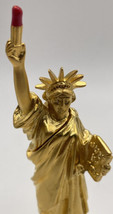 Vintage Estee Lauder Dazzling Gold Statue of Liberty Perfume Compact - $64.34