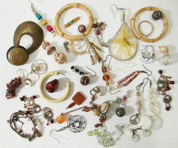 Vintage to Now JEWELRY LOT JUNK CRAFT BITS &amp; PIECES NECKLACE SINGLE EARR... - $14.50