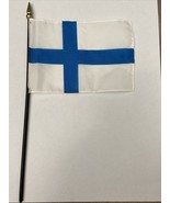New Finland Mini Desk Flag - Black Wood Stick Gold Top 4” X 6” - $6.81 CAD