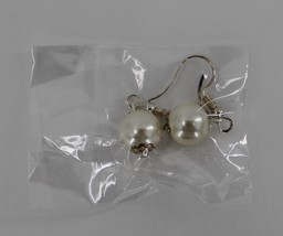 Faux Pearl Dangle Earrings Fish Hook Fashion Jewelry Beauty NIP - £3.90 GBP