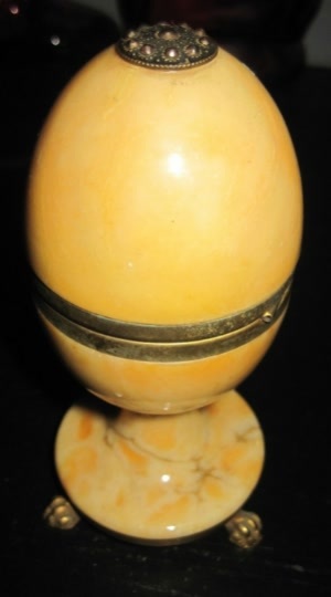 Vintage NOVELTY FABERGE EGG Marble Table Top Petrol Lighter - $60.00