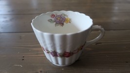 Vintage 1930&#39;s Copeland Spode Rose Briar Tea Cup 3.75 x 3.5 inches - $7.71