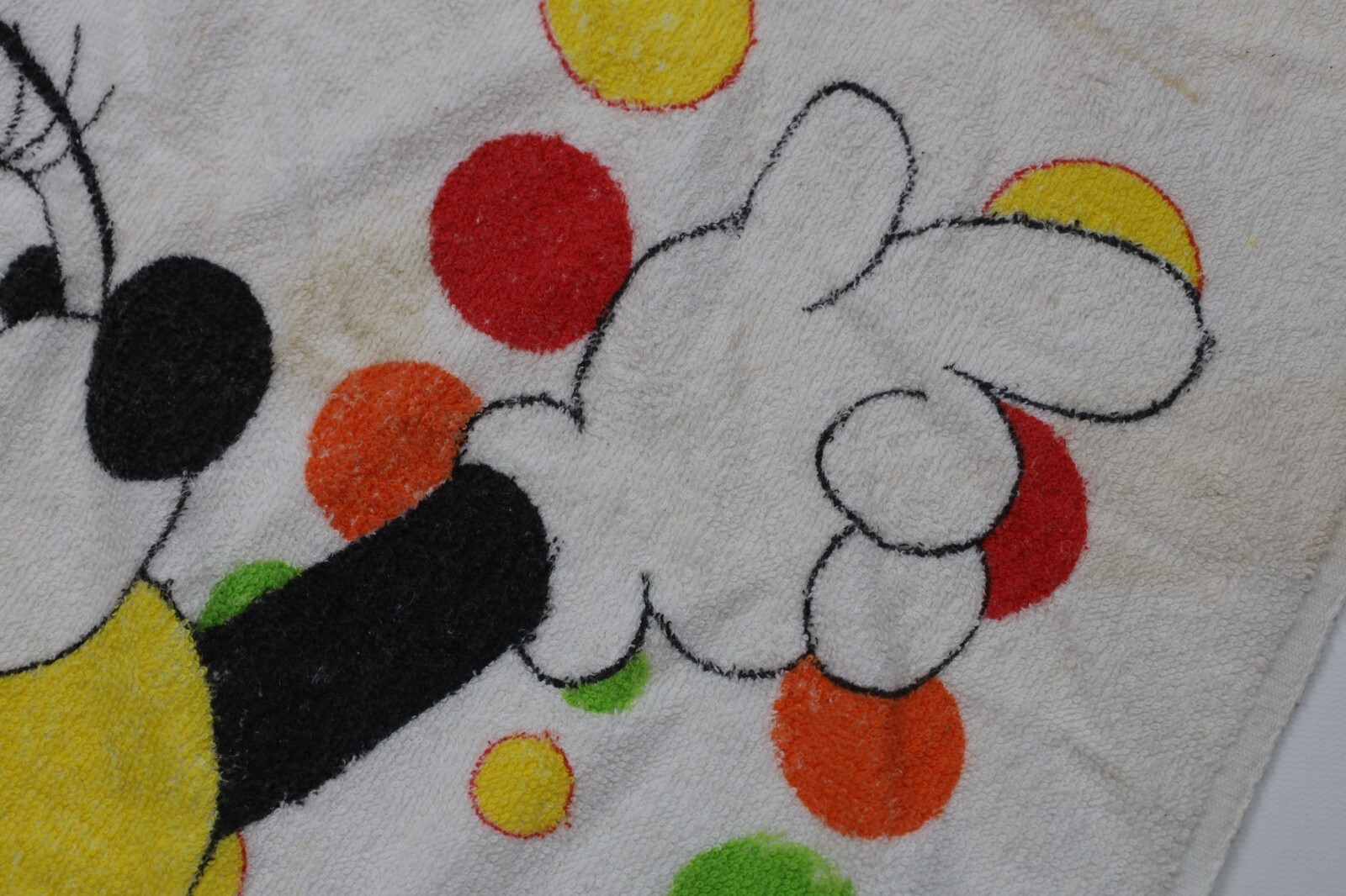 Vintage 80s Walt Disney Productions Distressed Minnie Mouse Beach Bath Towel Item image 9