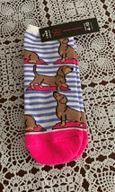 No Boundaries  Dachshund Doxie Dog Ladies No Show Socks Size 4 - 10 Bran... - £8.22 GBP