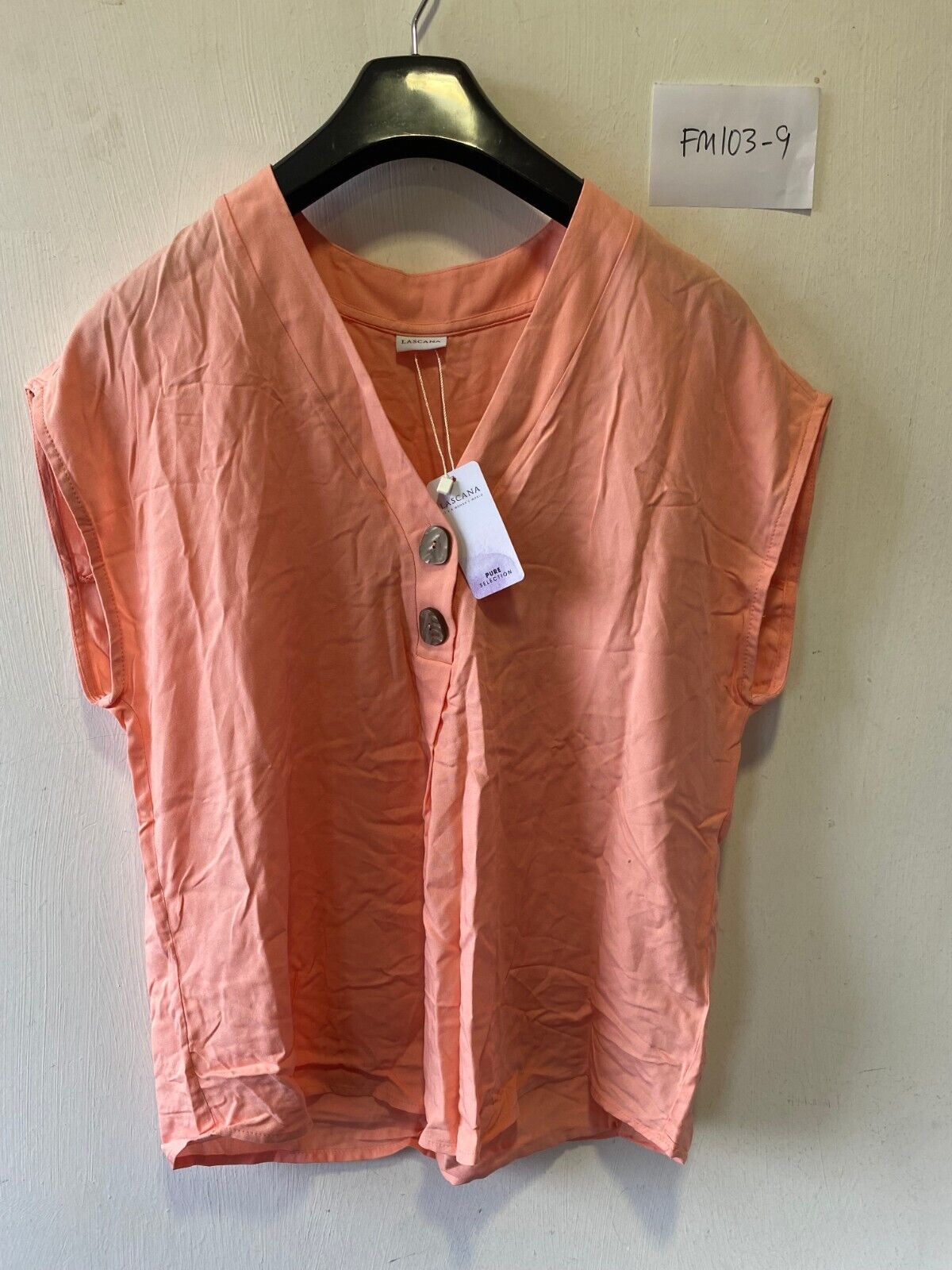 LASCANA Slip-On Blouse in Apricot  (FM103-9)