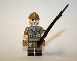 US GI with service cap F WW2 Army Soldier  Minifigure - $6.30