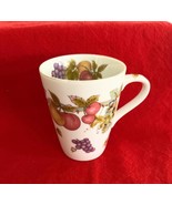 Vintage Otagiri Fruit Coffee Mug Hand Painted Grapes Berries Fruit 4&quot; Ta... - $169.16 MXN