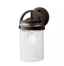 Hampton Bay Kinsley 1-Light Oil Rubbed Bronze Outdoor Wall Lantern Sconce - $163.42 MXN
