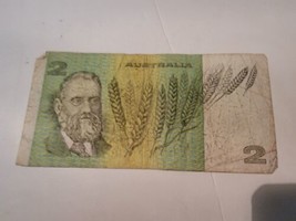 Vintage Australian $2 Bill Note Commonwealth Of Australia Kqu 340284 1960s - £15.41 GBP