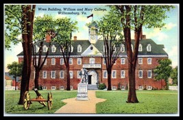 VIRGINIA Postcard - Williamsburg, Wren Bldg, William &amp; Mary College F8 - $34.68 MXN