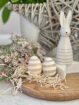 White Stripes Hanging Wooden Egg - $103.08 MXN