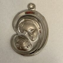 Vintage .925 Sterling Silver Signed Chapel 3D Mary &amp; Child Jesus Pendant... - $24.70