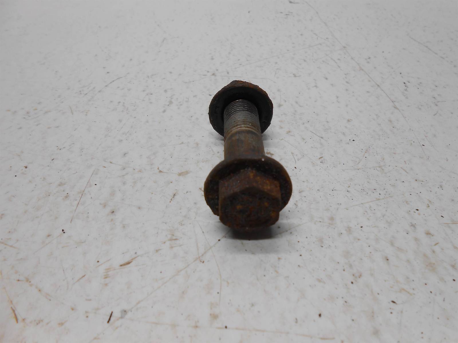 2011 KIA Soul Front Strut Bolt Left OR Right - $24.99