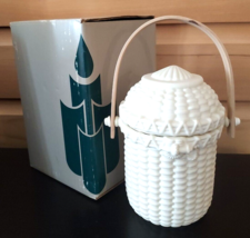 Retired Partylite Nantucket Basket Weave Ceramic Bisque Candle Holder Seashell - £14.21 GBP