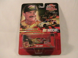 [N15] 1:64 RACING CHAMPIONS #5 Terry Labonte 1999 CORN FLAKES Signature ... - $3.99