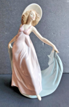 LLADRO #5663 &quot;Spring Dance&quot; Elegant Ladies Figurine - £108.61 GBP