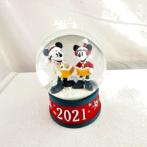 Disney Snow Globe Mickey Minnie 2021 NWT - £19.46 GBP