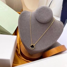 Van Cleef &amp; Arpels Necklace Vintage Alhambra Onyx 18K Yellow Gold - £715.42 GBP