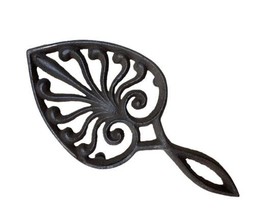 Brown Cast Iron Spade Footed Metal Trivet with handle 9.25 inches long - £9.31 GBP