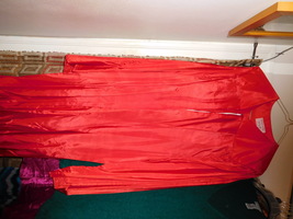 RED GRADUATION ROBE GOWN TALL HEIGHT 6&#39; TO 6&#39; 2&quot; LONG ARMS - $20.00