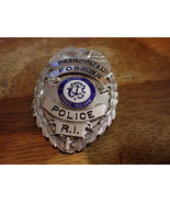 FOSTER RHODE ISLAND POLICE  BADGE BX 36 - $2,855.28 MXN