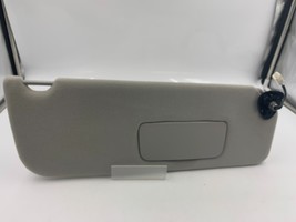 2005-2010 Toyota Sienna Passenger Sun Visor Sunvisor Gray Illuminated B03B42046 - £50.35 GBP