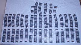 Lot Of 35 Pices Of Lionel Track + Misc Pieces - Straight &amp; Curve - £42.34 GBP