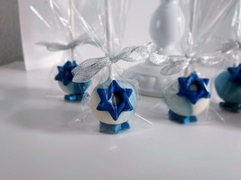 Magen David Cake Pops - $58.00